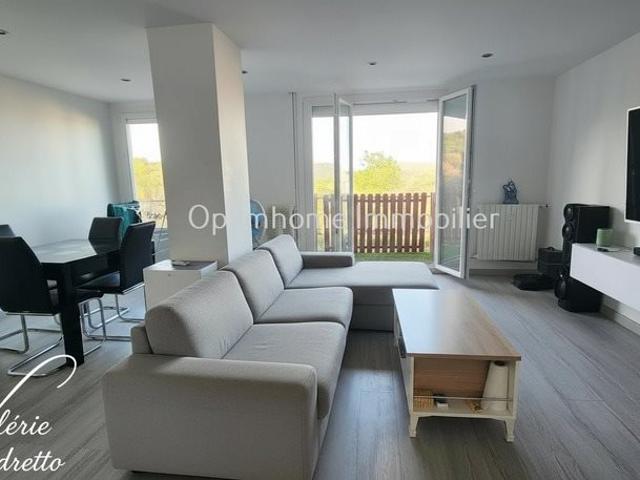 Vente Appartement T3 Hyères 83400 – Entièrement Rénové – V. 73m² Hyères