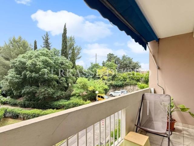 Vente Appartement T7 de 135 m5 avec Balcons à Saint Julien Marseille 12