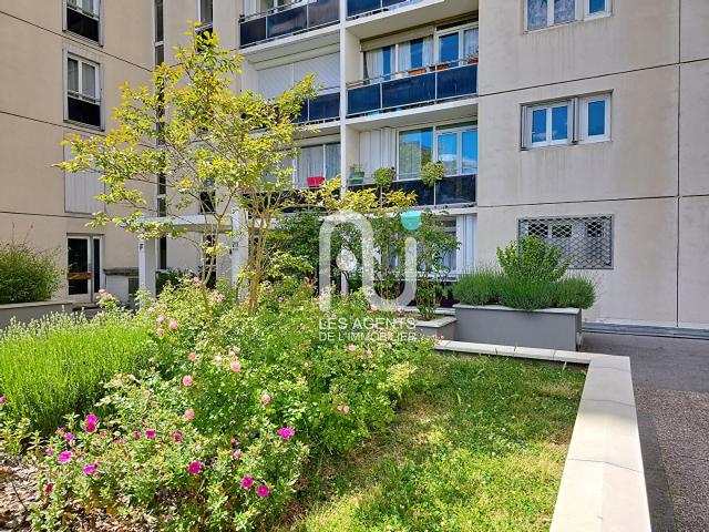 Vente: appartement T4 à ASNIERES SUR SEINE 92m2