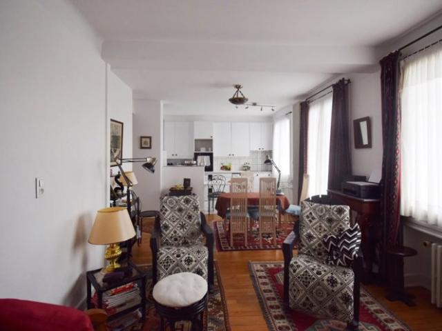 SOUS OFFRE Appartement T4 avec ascenseur et parking à Vichy Quartier Marché Couvert