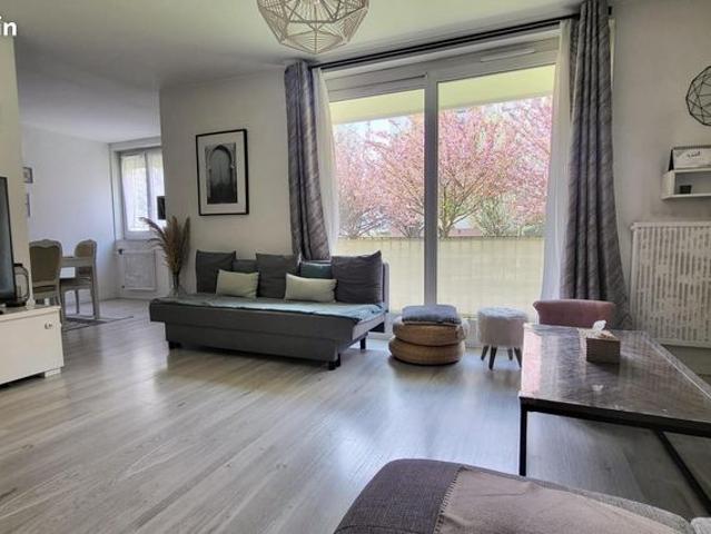 Vente | Appartement T5 | 5p | 4ch | 87.03 m² | Rosny sous Bois | Expo Ouest Est | Balcon