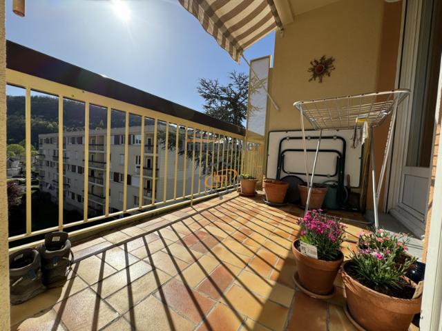 Vente appartement avec terrasse Saint Affique, trois chambre
