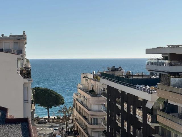 Vente appartement Banane cannes dernier étage vue mer 77m² Cannes