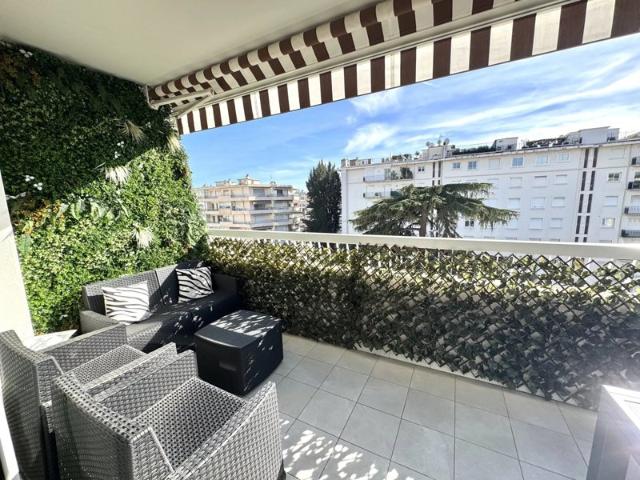 Vente Appartement Cannes • Banane