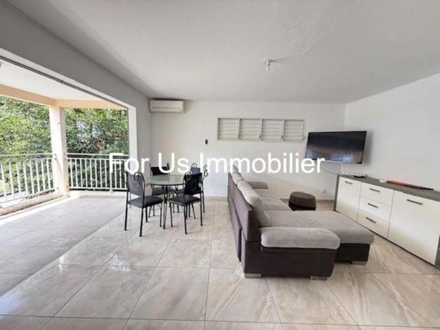 VENTE: appartement de 3 pièces 59 m² à SAINTE ROSE