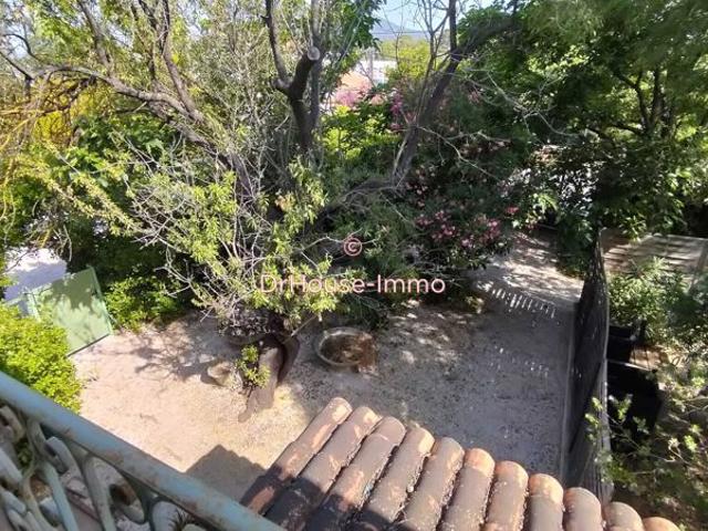 HYERES Centre T5'exceptionavec balcon et parking