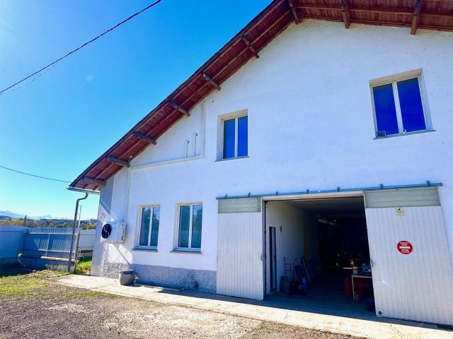 Vente appartement plateau, Duplex, avec terrain et Hangar 107m² Saint Martin