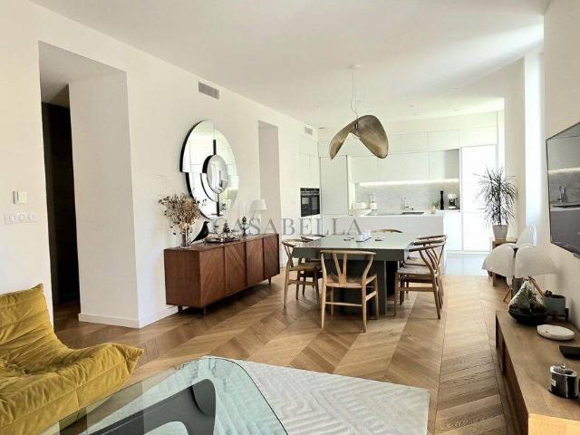 VENTE APPARTEMENT RENOVE AVEC ASCENSEUR HYPERCENTRE AJACCIO