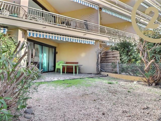 VENTE APPARTEMENTDE TYPE DEUX PIECES EN REZ DE JARDIN