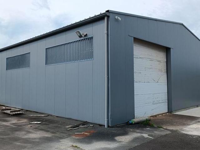 Vente Atelier 445 m²