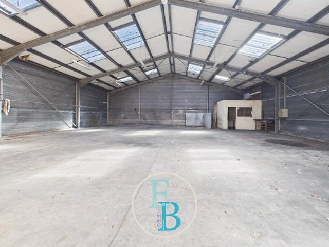 Vente Atelier 478 m2 Saint lo