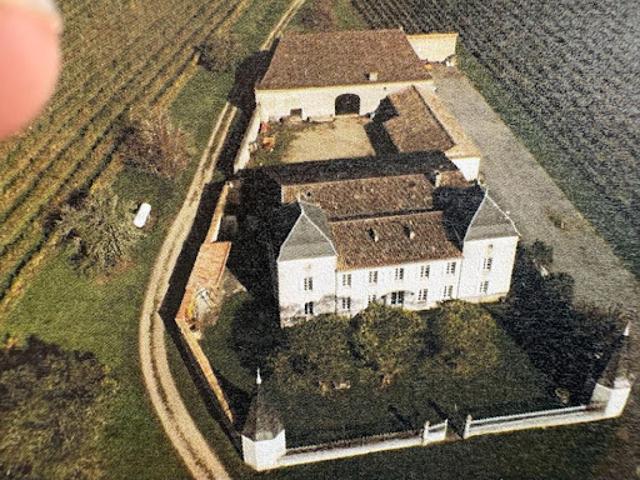 Vente Autre 550 m2 Castillon la Bataille