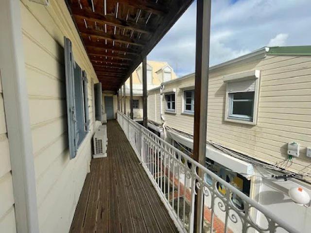 Vente Autre 667 m2 Fort de france