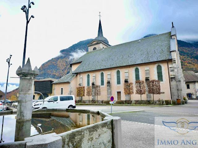 Vente Maison 1 pièce 800 m2 Faverges