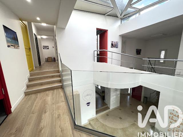 Vente Fond de commerce 0 pièces 650 m2 La Varenne Saint Hilaire