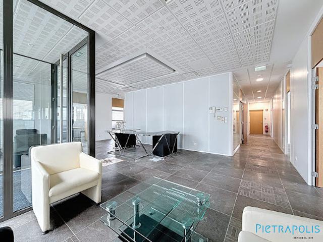 Vente Autre 0 pièces 523 m2 Saint Genis Pouilly