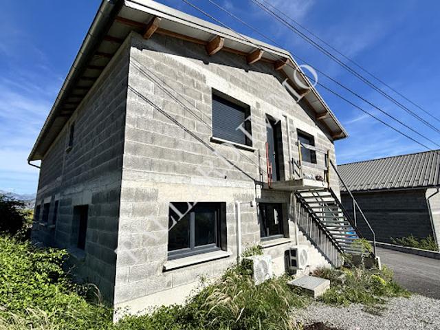 Vente Autre 0 pièces 174 m2 Théus
