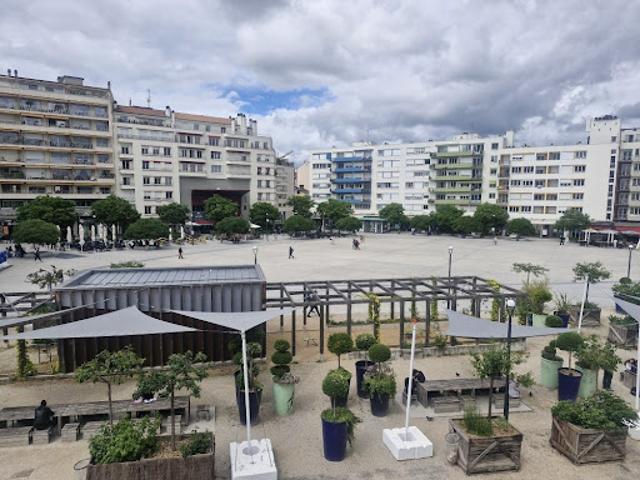 Vente Autre 147 m2 Limoges