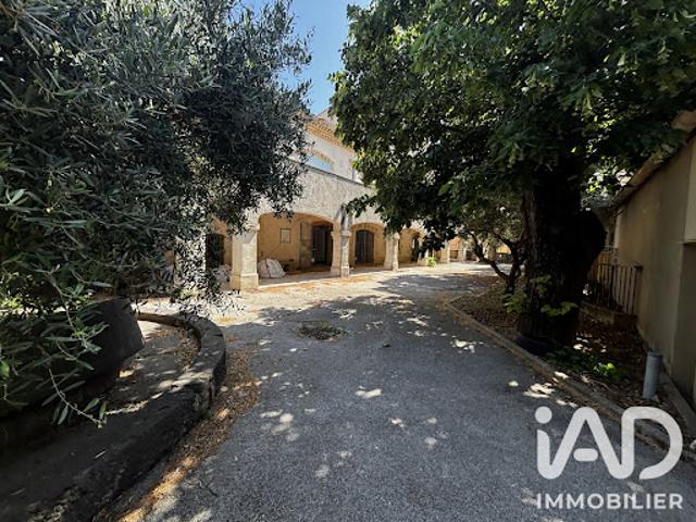 Vente Autre 1 pièce 60 m2 Pélissanne