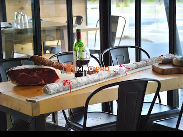 Vente Autre 300 m2 Cholet