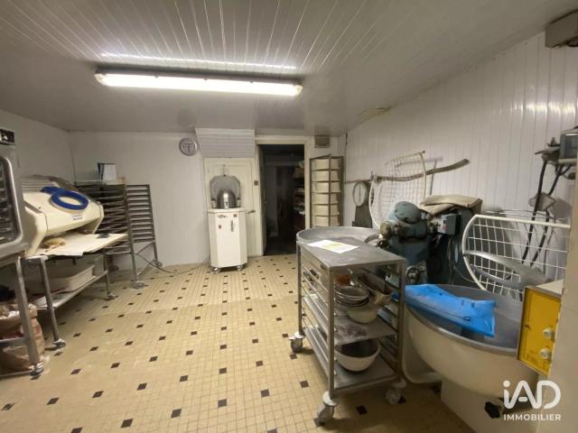 Vente Bar tabac 180 m²