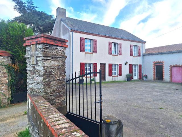 Vente Bastide 14 pièces 257 m2 Le Landreau