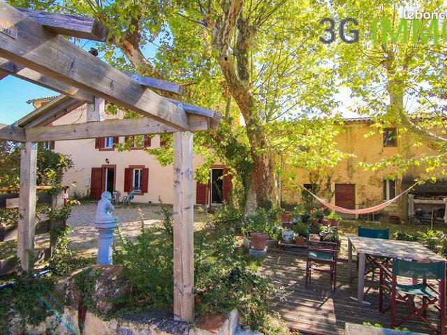 Vente | Bastide | 6p | 3ch | 162 m² | Salernes | Expo Sud | Terrasse · Balcon · Jardin · Piscine