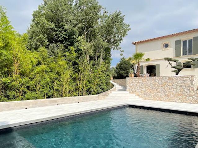 Vente Bastide 7 pièces 173 m2 Uzès