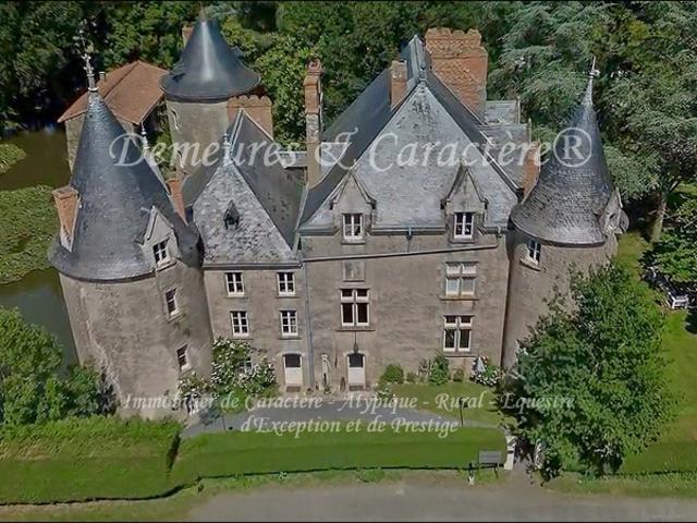 Vente Belle demeure avec gites, salle de réception, piscine