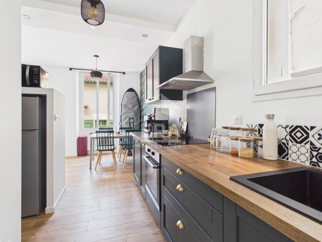 Vente Biarritz Hyper Centre T2 cosy sans travaux à prévoir coup de coeur assuré !