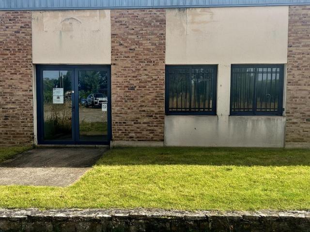 Vente Boutique/Local commercial 2 000 m²