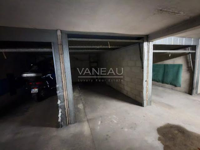 Vente Box 12 m2 Boulogne Billancourt