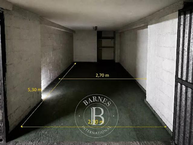 Vente Box 12 m2 Paris 17ème