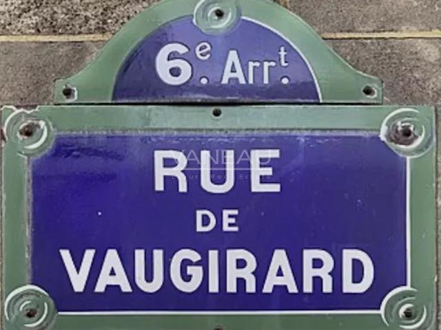 Vente Box 12 m2 Paris 6ème