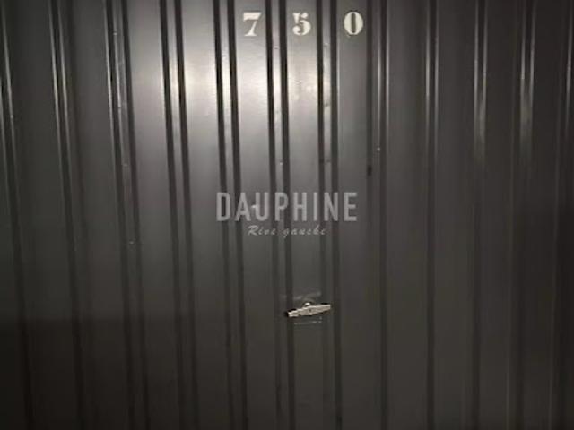 Vente Box 13.26 m2 Paris 6ème