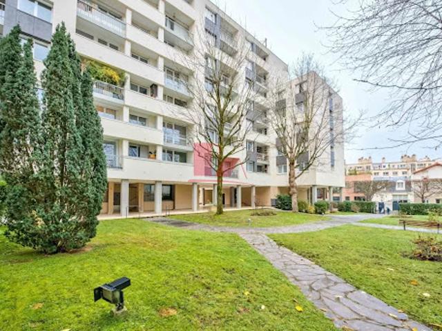 Vente Box 14 m2 Issy les Moulineaux