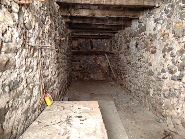 Vente Box 25 m2 Puget Théniers