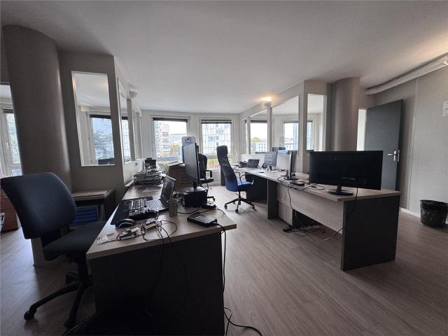 Vente bureaux Montreuil Proche métro Mairie de Montreuil