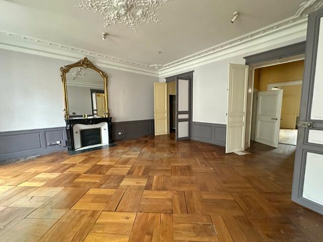 Vente bureaux Nancy hyper centre rue Saint Nicolas