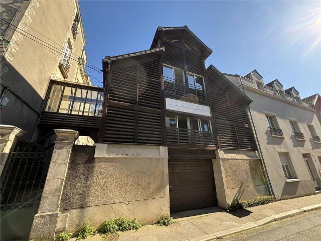 Vente bureaux Nantes centre Place Aristide Briand et Viarme