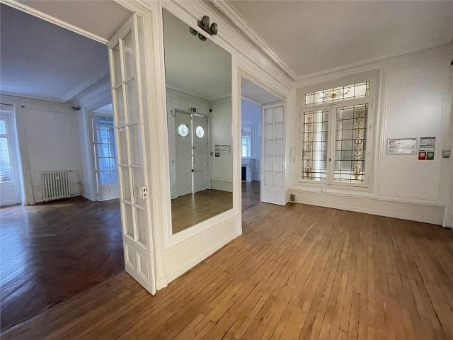 Vente bureaux Nantes centre ville Proche tram, bus et rocade