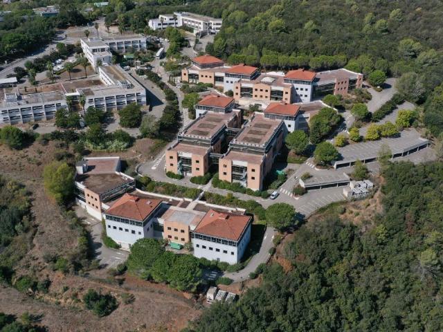 Vente bureaux Biot Proche Sophia Antipolis, autoroute A8, gare et aéroport