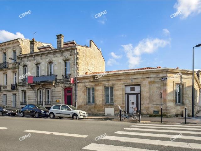 Vente bureaux Bordeaux Quartier des Chartrons Proche transports
