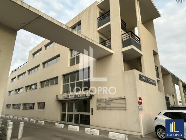 Vente bureaux Cannes La Bocca Proche zone commerciale des Tourrades