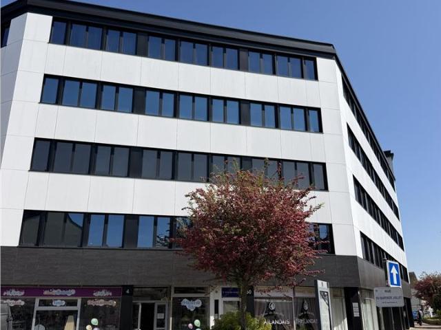 Vente bureaux Chartres Ascenseur et accès PMR