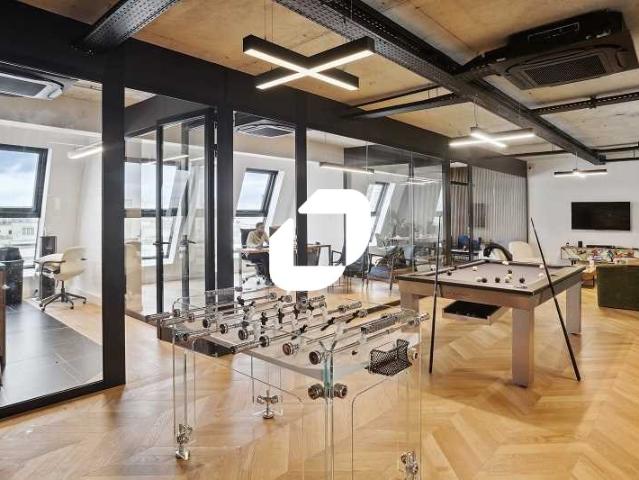 Vente bureaux Courbevoie Proche gare et commerces