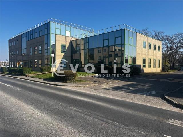 Vente bureaux et activités Viry Chatillon Proche RER et autoroute
