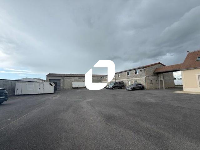 Vente bureaux et locaux Ableiges Proche RD14 et A15