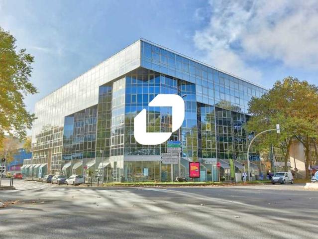 Vente bureaux Evry Proche tribunal et gare RER D