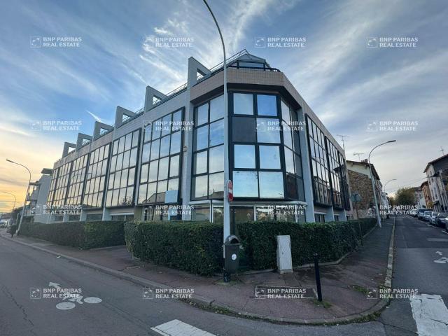 Vente bureaux Gentilly Proximité RER Gentilly